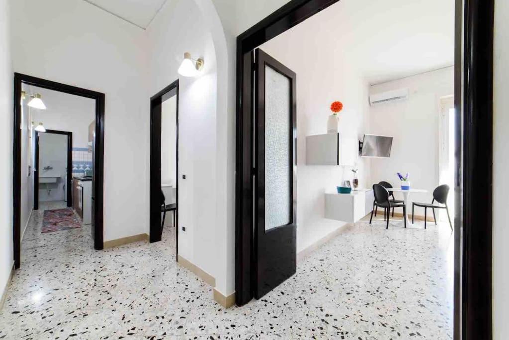 Casa Vivi Appartement Salerno Buitenkant foto