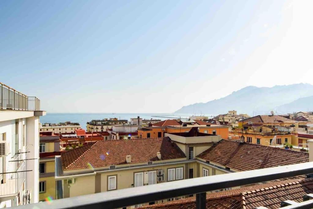Casa Vivi Appartement Salerno Buitenkant foto